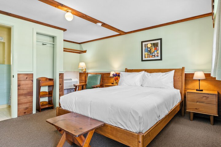 Mid-Town Motel