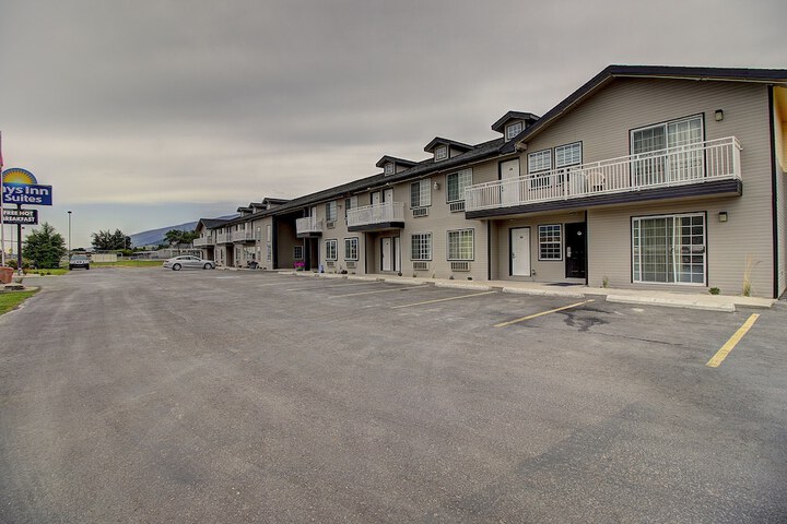 Hotel 3 of 29