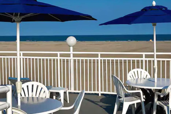 Terrace/Patio 73 of 75
