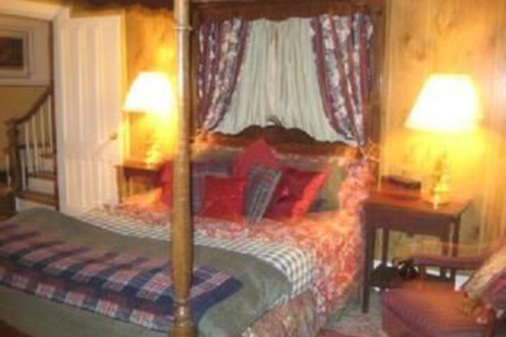 The Inn at Hill Crest Manor