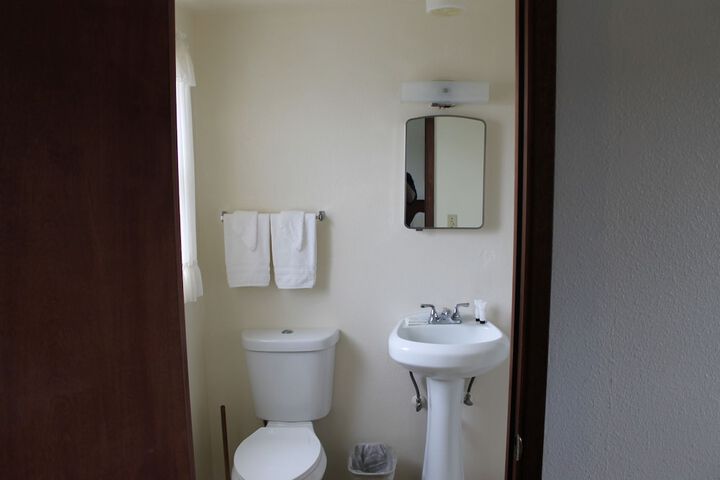 Room 35 of 36