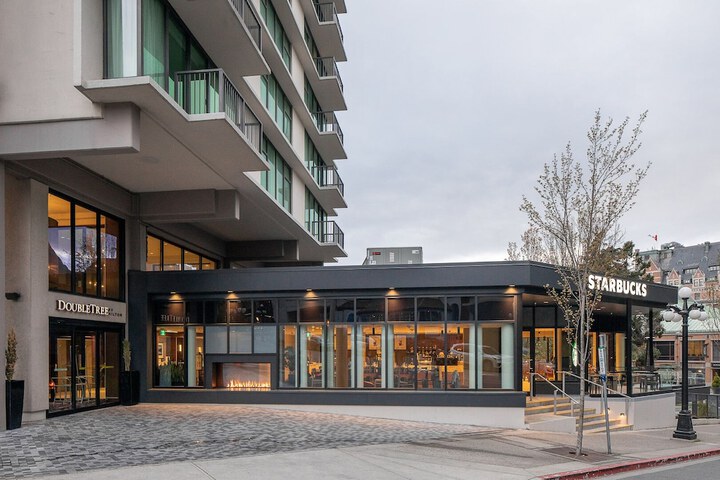 Hotel 5 of 68