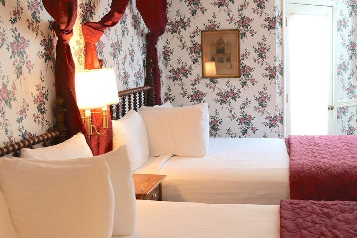Room 101 of 113