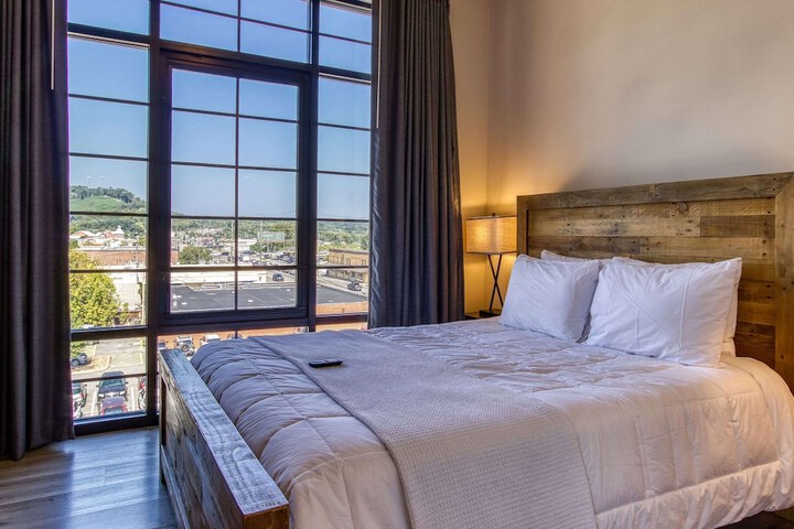 The Historic Central Hotel a New Hotel Collection Property