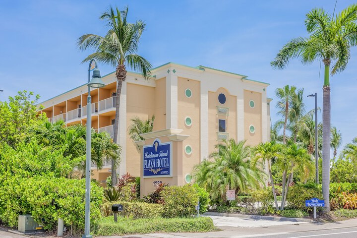 Hotel 11 of 116