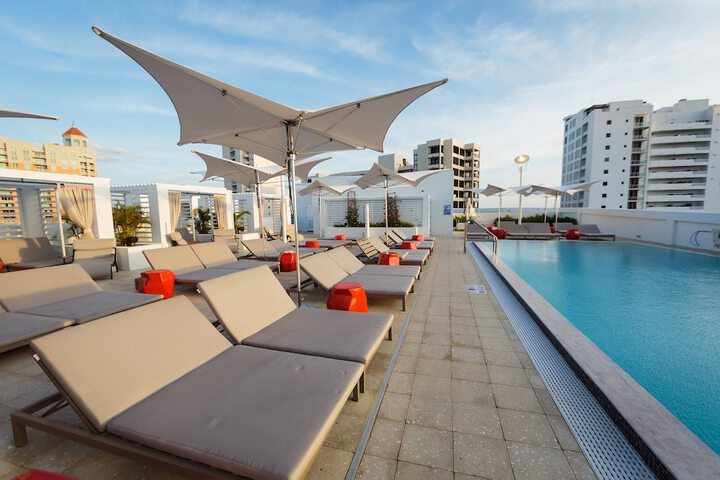 Art Ovation Hotel Autograph Collection