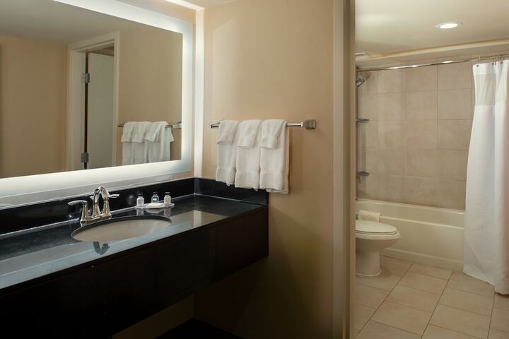 Crowne Plaza St. Louis Airport by IHG