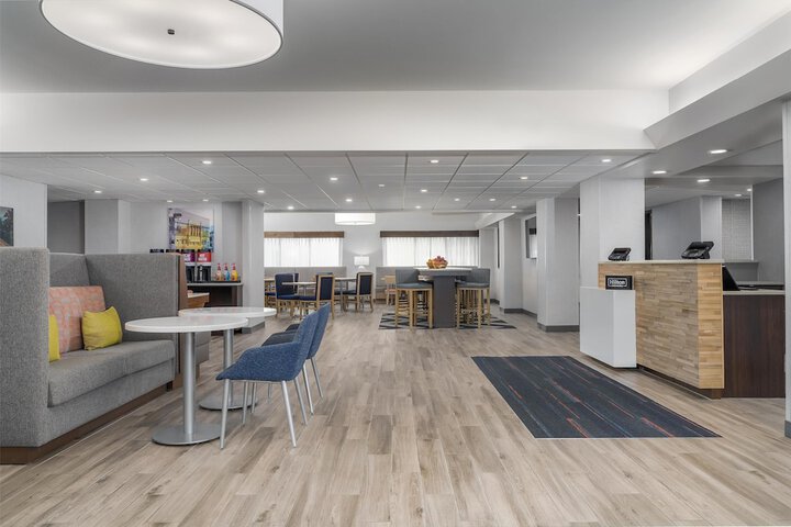 Hampton Inn by Hilton Altoona