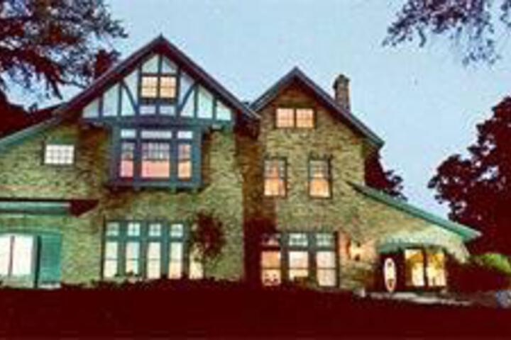 Ansley Inn