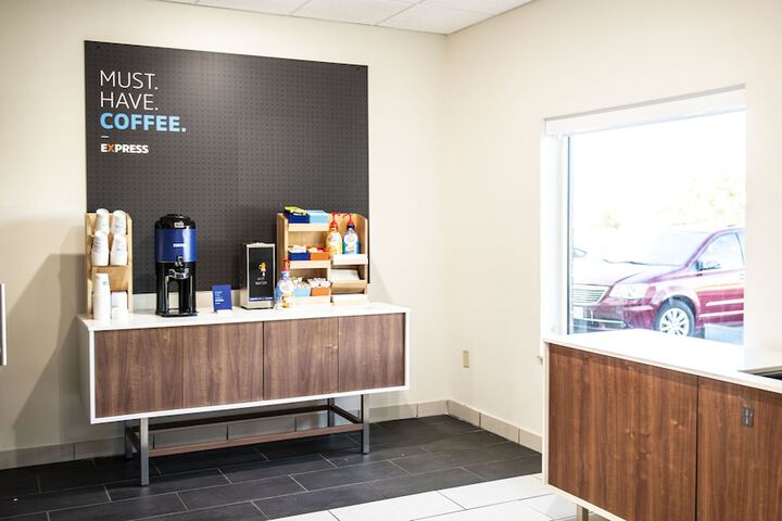 Holiday Inn Express & Suites Sedalia by IHG