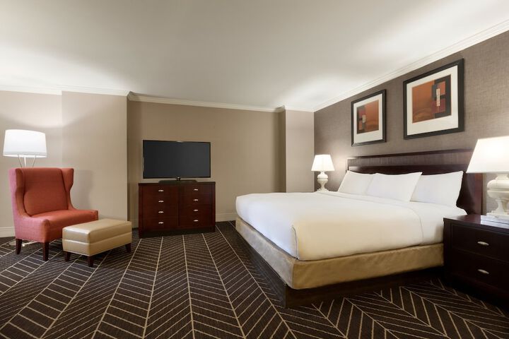 Room 15 of 62