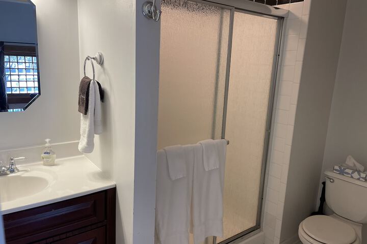 Room 78 of 124
