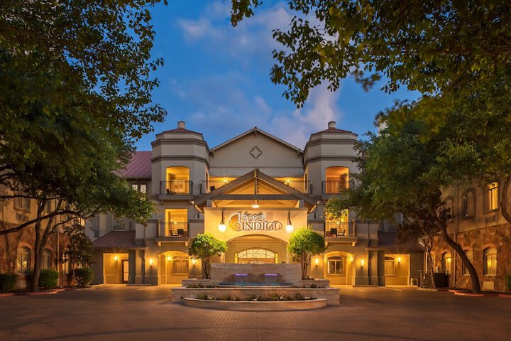 Hotel 9 of 61