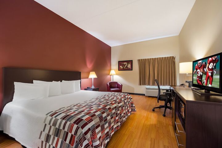 Room 18 of 25