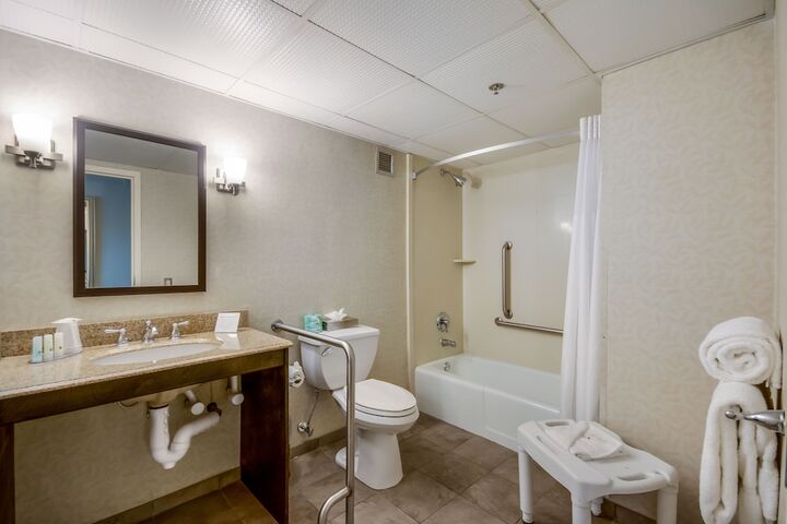 Room 14 of 32