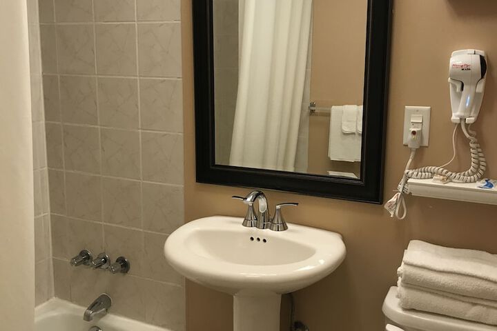 Room 31 of 32