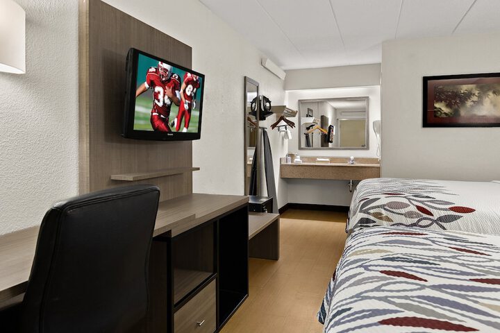 Room 29 of 35