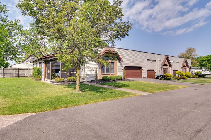 Tonawanda Vacation Rental 13 Mi to Niagara Falls