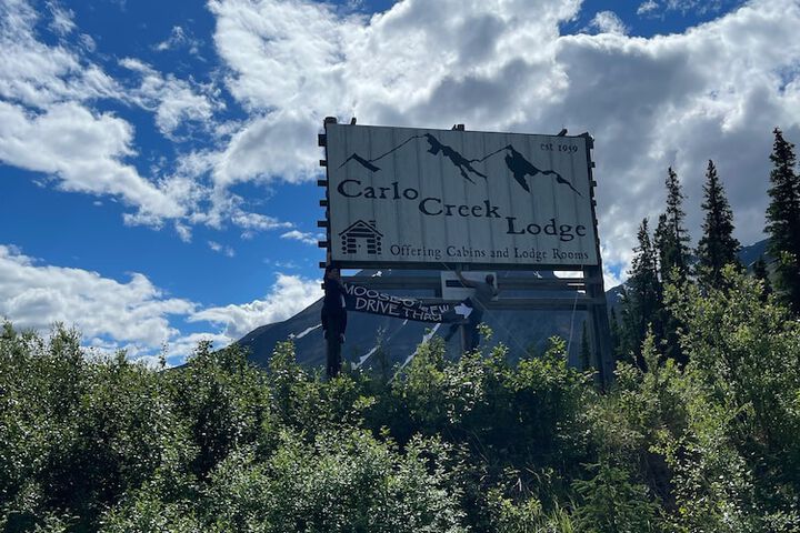 Carlo Creek Cabins