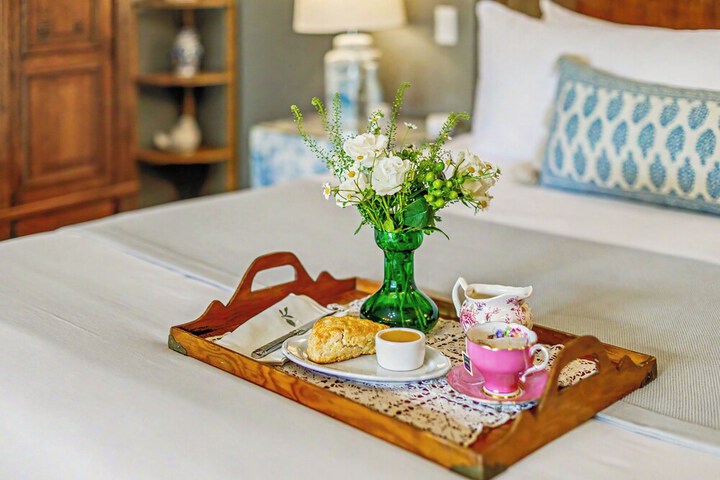 McCully House Inn
