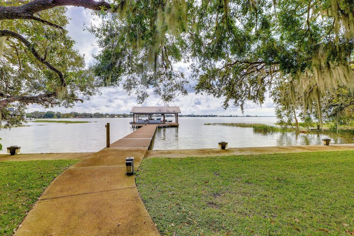 Florida Retreat w / Patio Boat Dock & Shuffleboard