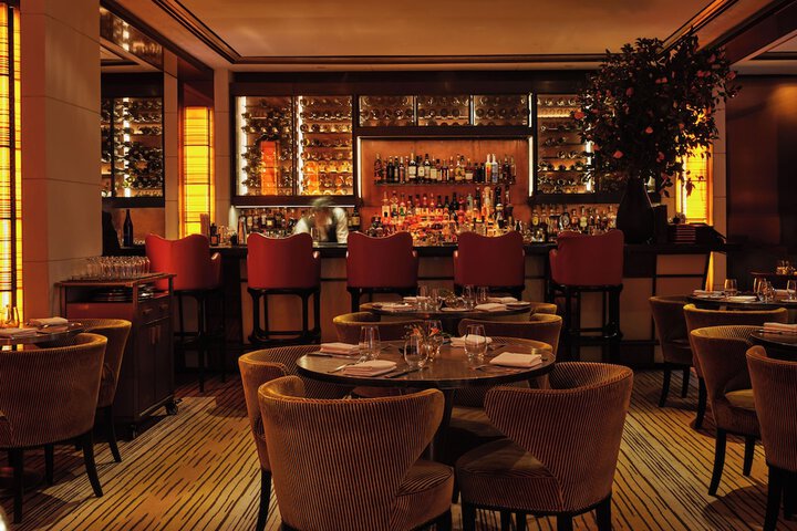 Lounge 60 of 64