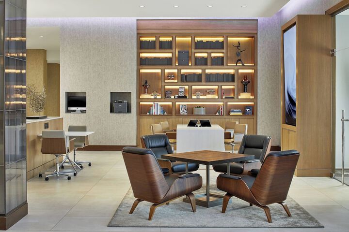 AC Hotel by Marriott Atlanta Airport Gateway