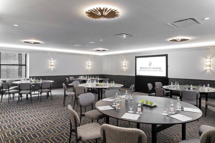 InterContinental Chicago Magnificent Mile by IHG