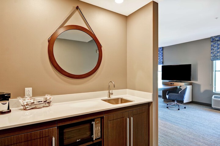 Room 8 of 31