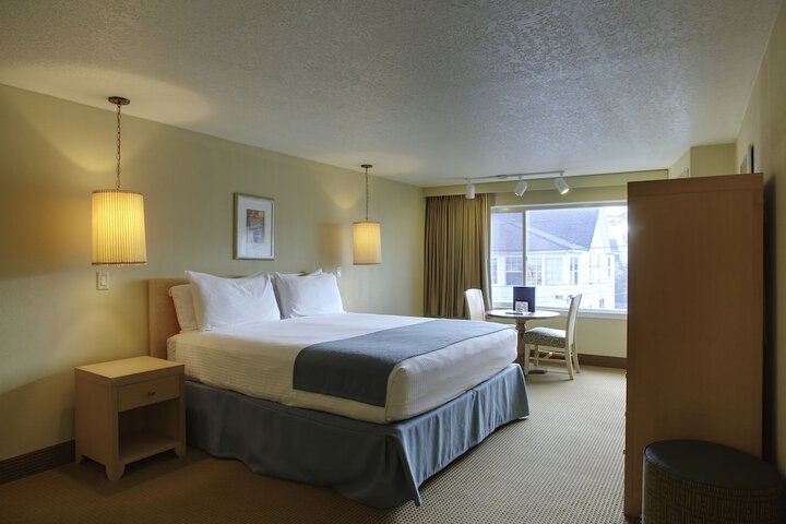 Room 22 of 66
