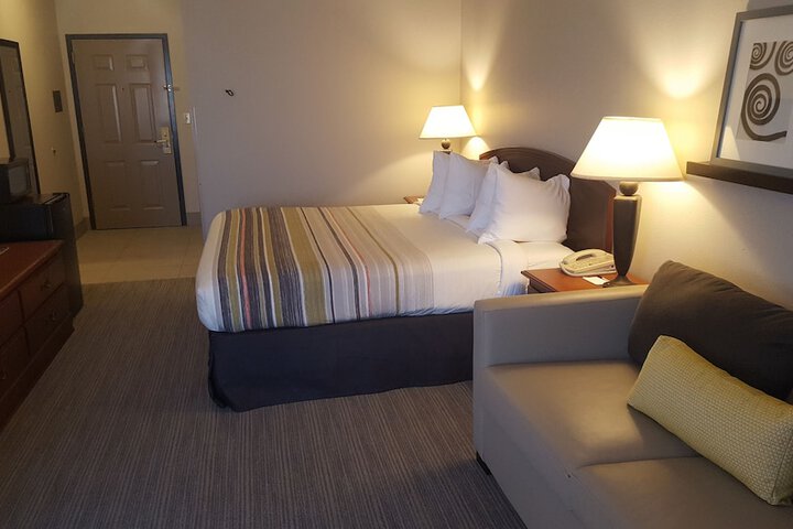 Country Inn & Suites by Radisson Bryant (Little Rock), AR