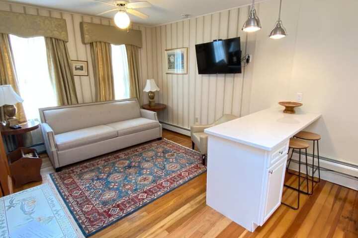 Room 125 of 156