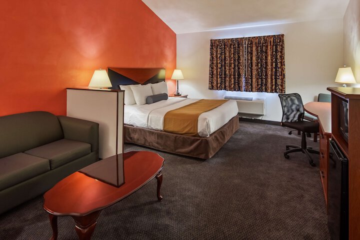 Room 26 of 49