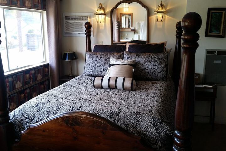 Room 42 of 71