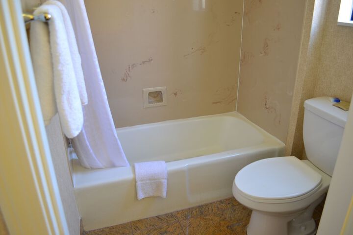 Room 20 of 29