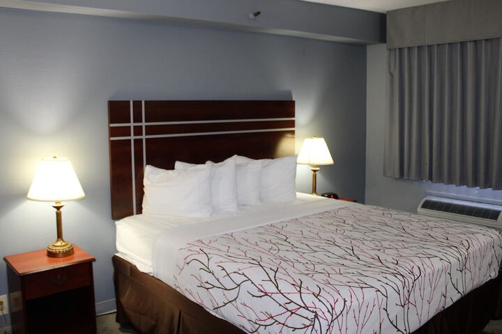 Room 18 of 26