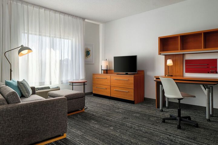Room 25 of 49