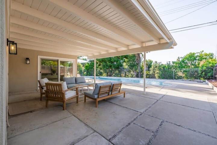at Marbella Lane - Cozy Modern Home w / Relaxing Design & Pool