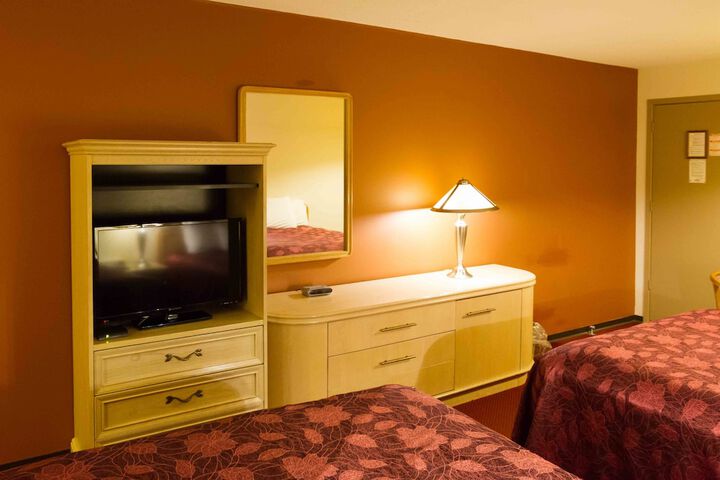 Room 49 of 80