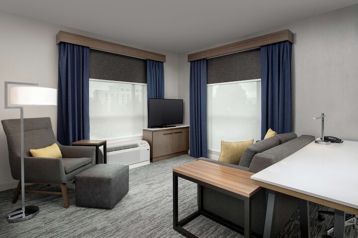 Room 19 of 42