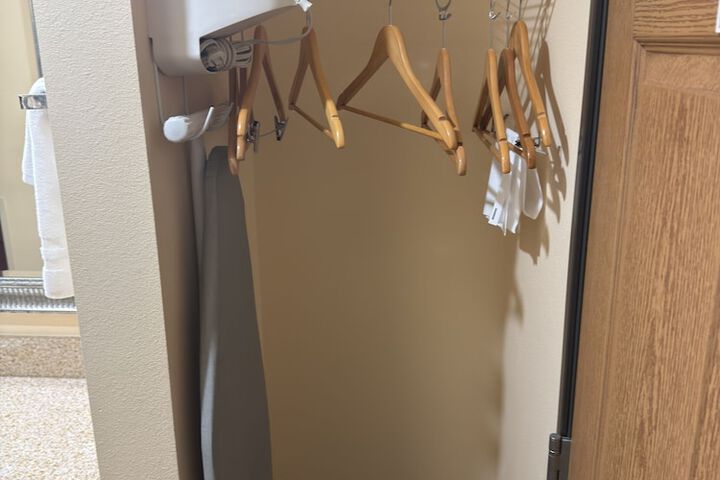 Americas Best Value Inn St. Robert