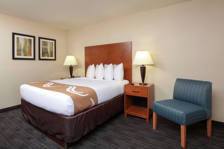 Room 21 of 50