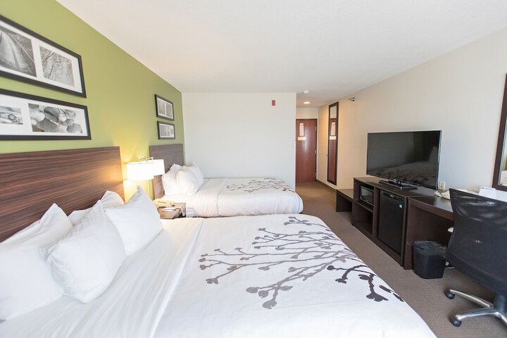 Sleep Inn & Suites Pleasant Hill - Des Moines