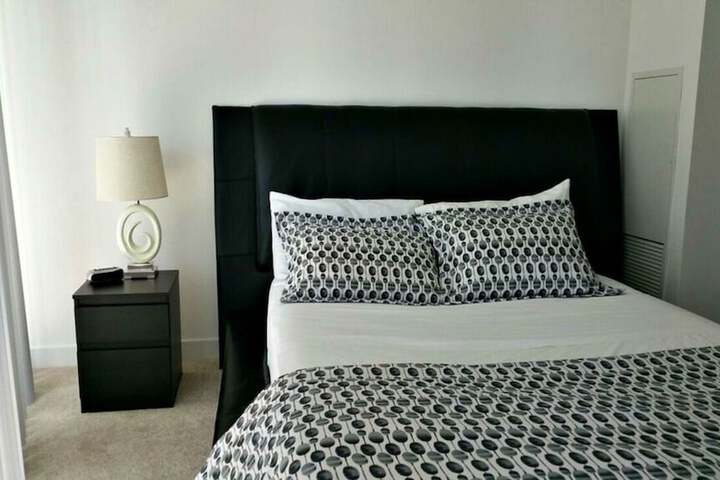 Room 13 of 20