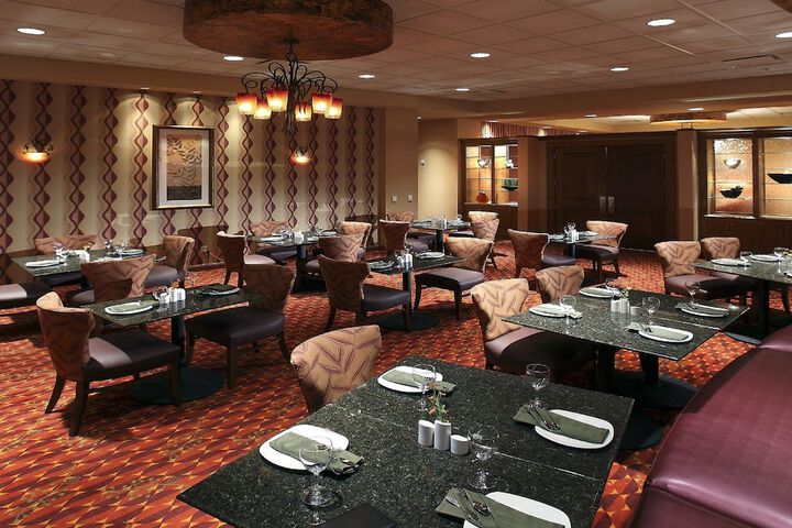 Dining 46 of 57