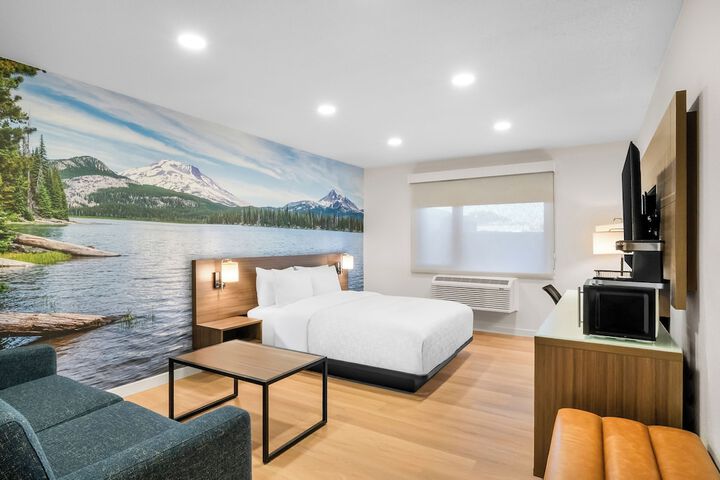 Clarion Pointe Kent - Seattle South