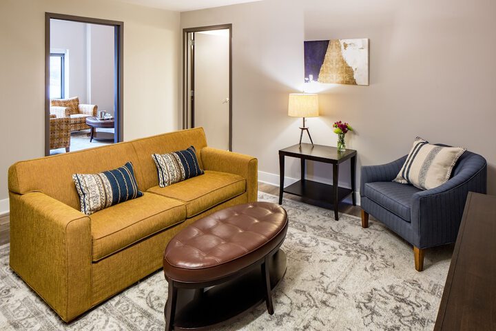 Room 40 of 53