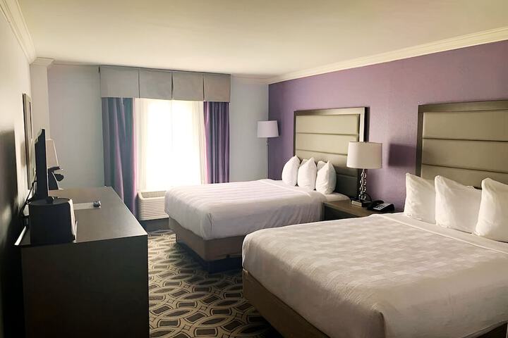 Room 41 of 74