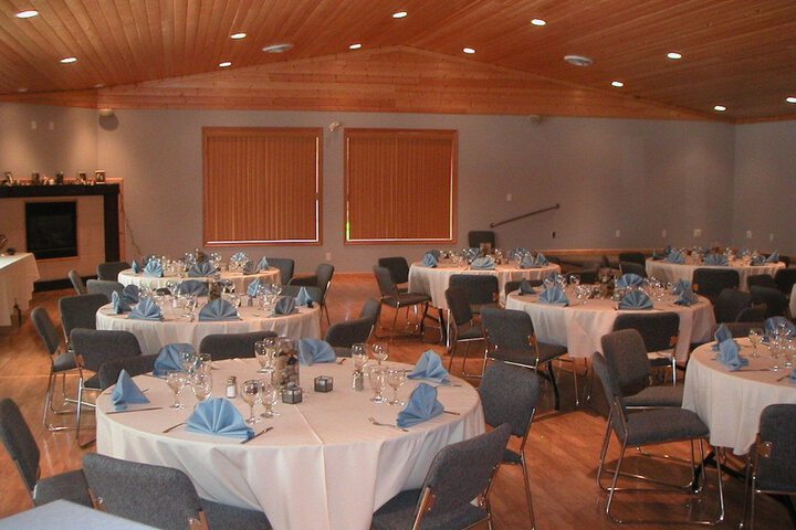 Ballroom/Hall 43 of 78