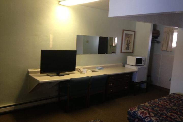 Room 34 of 34